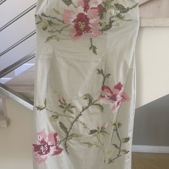 Vintage Floral Embroidered Strapless Dress - Picture 8 of 16